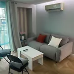B018-Bright Apartment With Balcony - Cannes Croisette